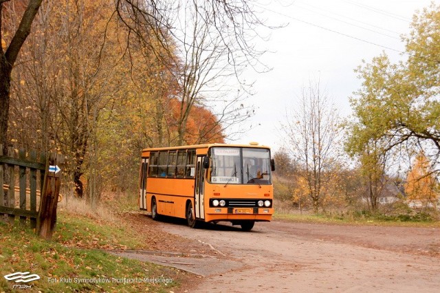 Autobusy kursować będą do Muzeum Broni Pancernej, w którym odbędą  się  obchody Święta Wojska Polskiego.