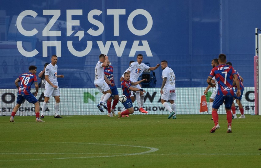 Lech Poznań po meczu pełnym zwrotów wywiózł punkt z...