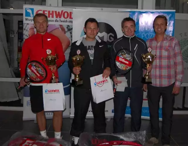 Od lewej stoją: Maciej Duda, Damian Dziura, Jacek Torzewski i organizator mistrzostw Jakub Puchalski