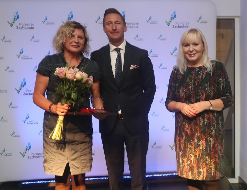 Wielka gala Kobieta Roku za nami. Danuta Szyksznian-Ossowska podwójną laureatką. Gratulujemy! [ZDJĘCIA, WIDEO]