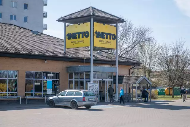 Tesco zamieni się w NETTO. Zamknięcie sklepów Tesco, zwiększenie liczby sklepów Netto. Gdzie będą w Krakowie i co w nich kupimy?