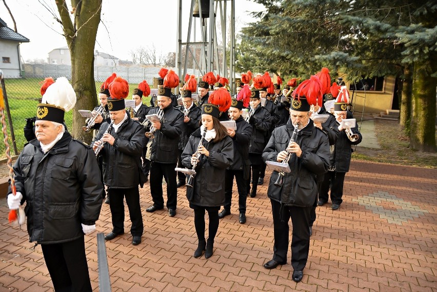 Ksiądz kościoła polskokatolickiego Bartosz Norman w...