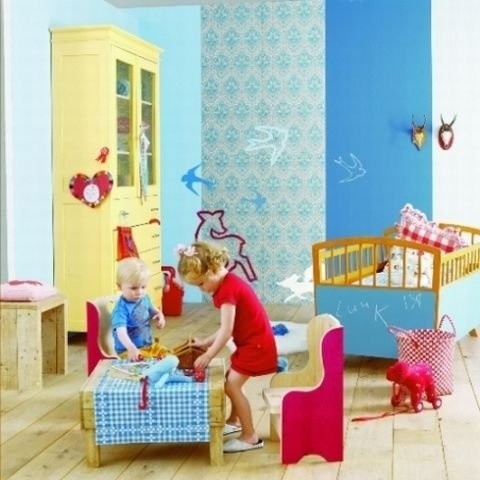 Niebieski do pokoju dziecka...