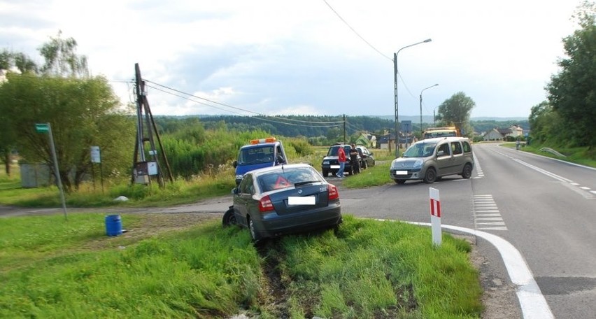 Do wypadku doszło w poniedziałek w Bykowcach w powiecie...
