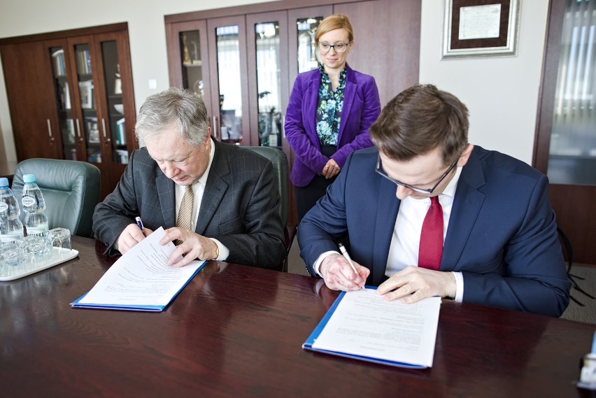 Podpisanie listu intencyjnego między UMCS a warszawską spółką Exatel