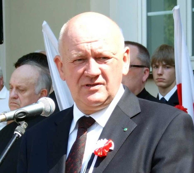 Pochodzący z Osjakowa Mieczysław Łuczak, były poseł na Sejm, pełnił funkcję wiceprezesa NIK od lutego 2015 r.