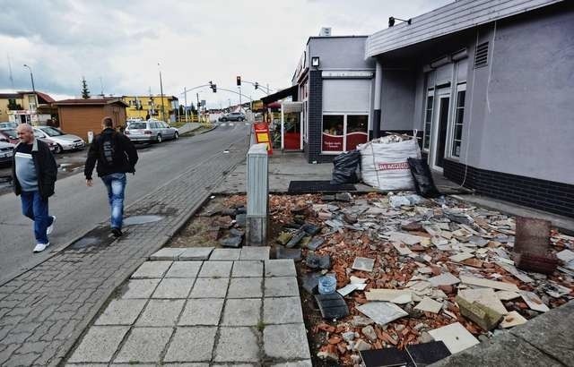 Pubu przy Dolnej Waleniowej 1 jeszcze nie ma, ale sąsiedzi wolą dmuchać na zimne. Z kolei wójt gminy Sicienko uważa, że obecnie nie ma powodów do obaw