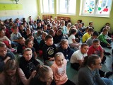 Rzekuń. Projekt edukacyjny „Oko na ptaka” ruszył w szkole podstawowej 