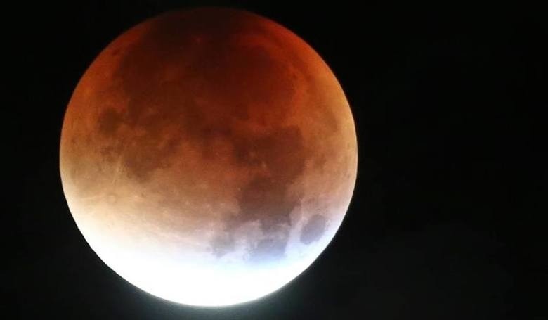 Krwawy Superksiężyc 2018 ONLINE. Super Blue Blood Moon LIVE...