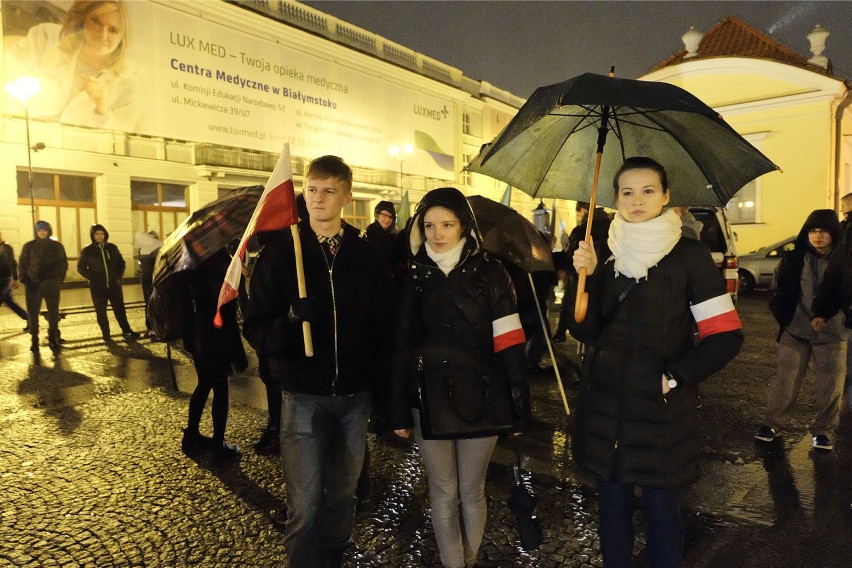 Rynek Kościuszki. Manifestacja Polacy przeciw imigrantom (zdjęcia, wideo)