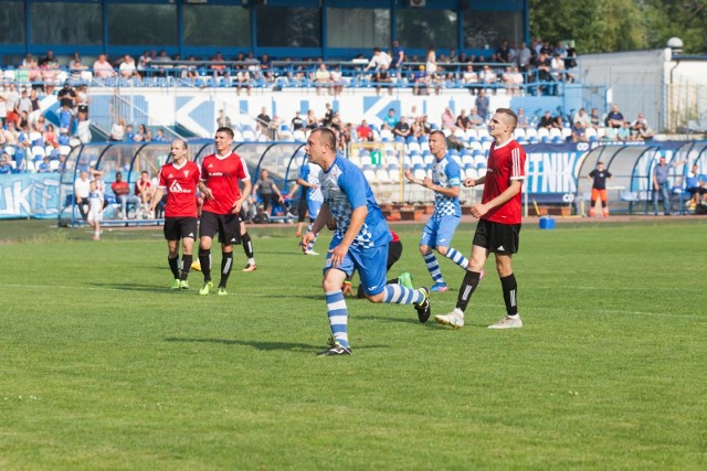 Hutnik - Pcimianka. Bogdan Dybek grał w ataku, z numerem 10