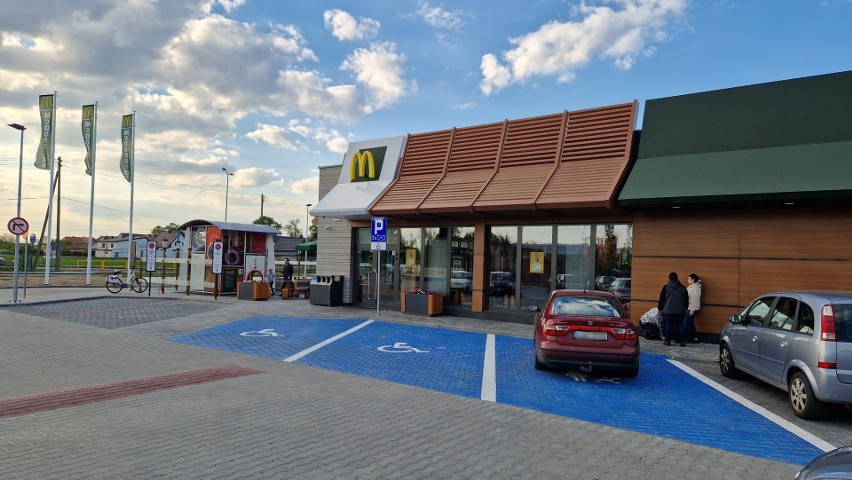 Tak wygląda nowy McDonald's w Schodni koło Ozimka.