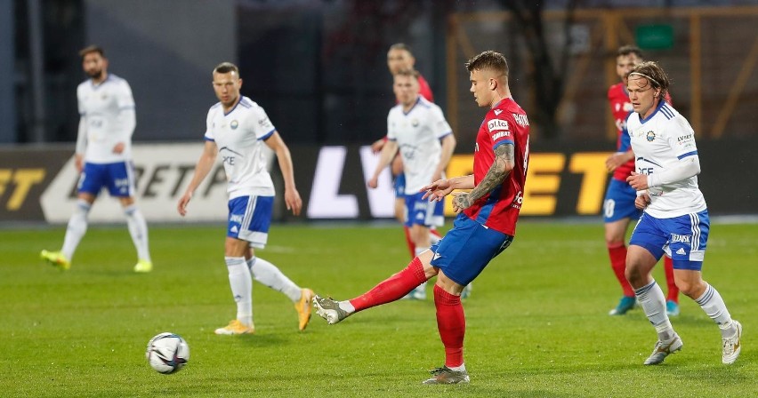 Filip Mladenović - Oto najlepszy Piłkarz Sezonu. Serb po...