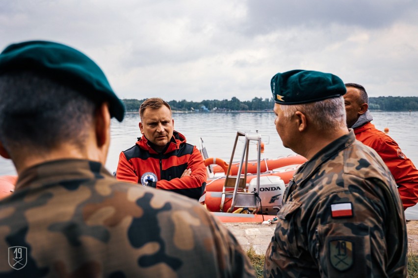 Szkolenie żołnierzy 19 Lubelskiej Brygady Zmechanizowanej na Zalewie Zemborzyckim. Zobacz zdjęcia 