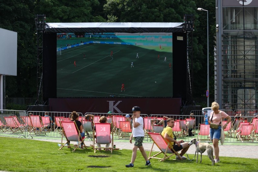 Mecze Euro 2020 można oglądać w Strefach Kibica w różnych...
