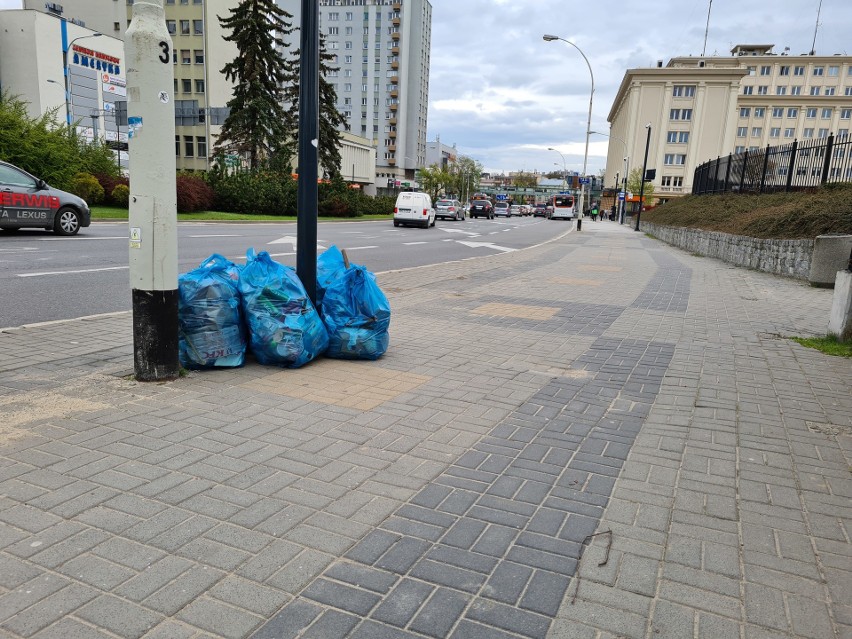 Tyle śmieci udało się zebrać po czwartkowej "imprezie" w...