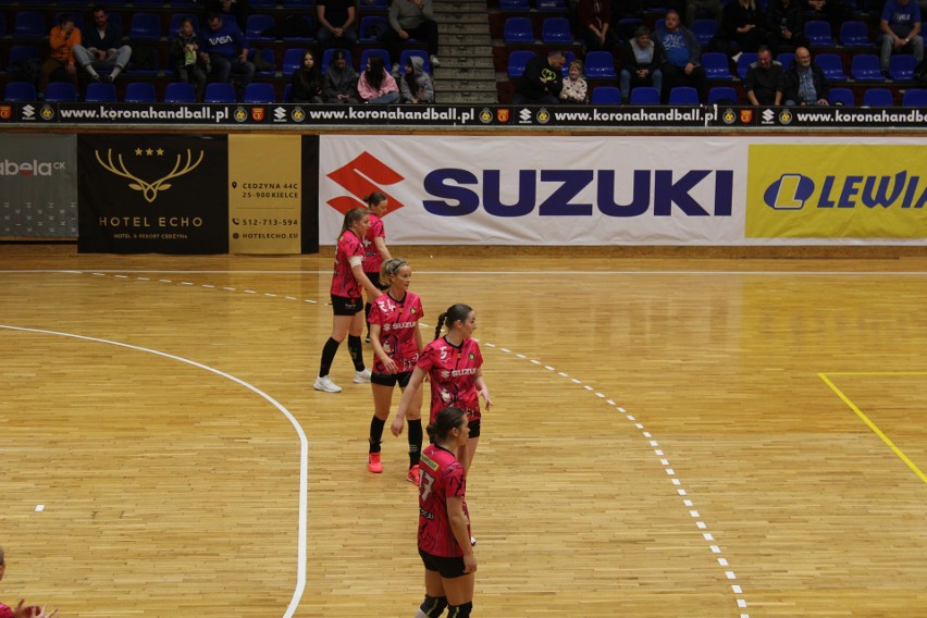 Suzuki Korona Handball dała sobie wyrwać pewne zwycięstwo z rąk. O wyniku zadecydowały rzuty karne. Zobacz zdjęcia