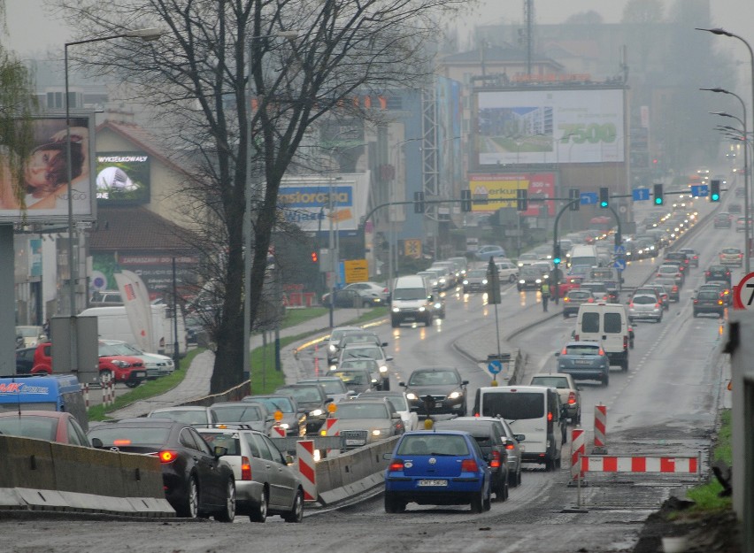 Remont na ulicy Zakopiańskiej w Krakowie daje się we znaki...