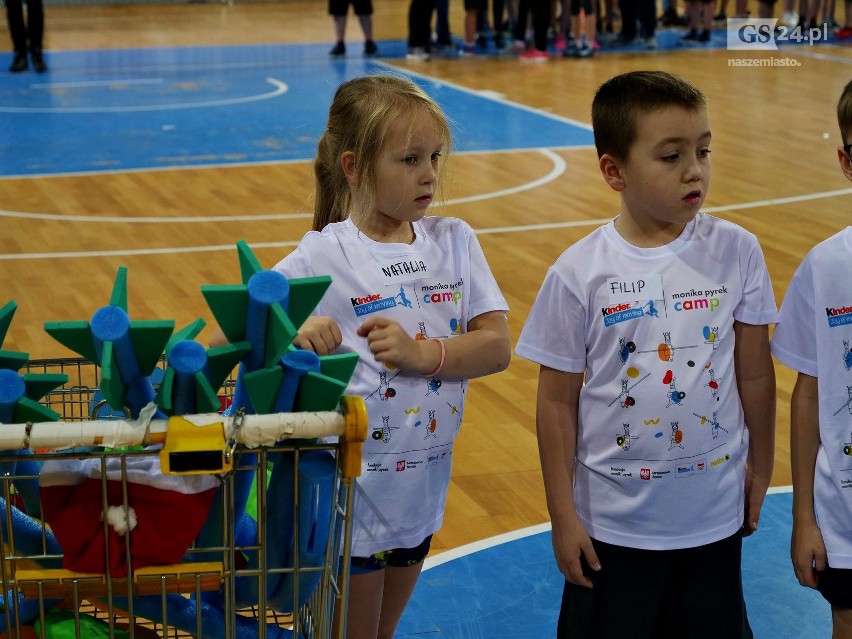 Monika Pyrek Camp w Szczecinie: Ponad 300 dzieci z regionu uczyło się skakać o tyczce [ZDJĘCIA]