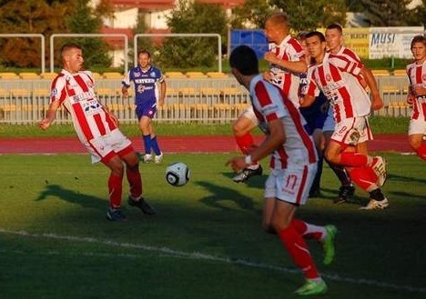 Resovia II jako pierwszy beniaminek złożyła wniosek o licencję na grę w IV lidze.