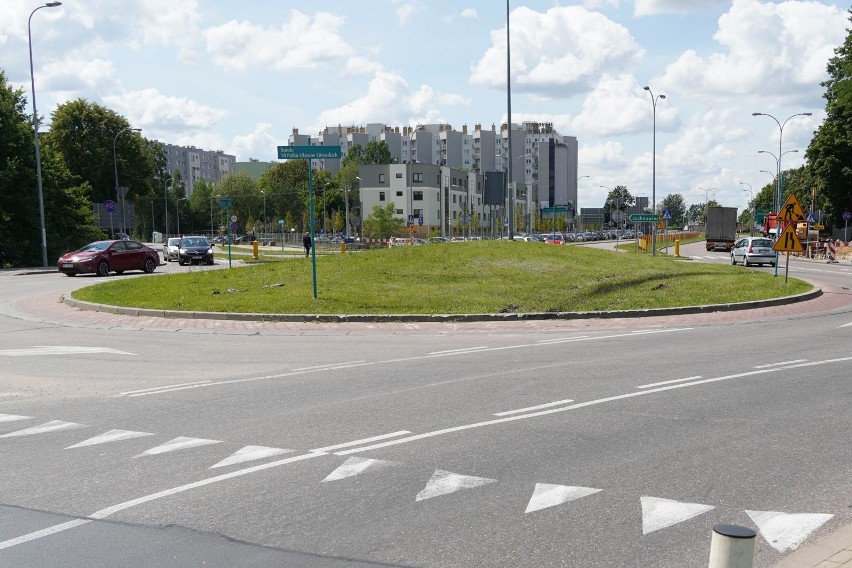 Przebudowa skrzyżowania łączącego drogę do Hryniewicz ul....