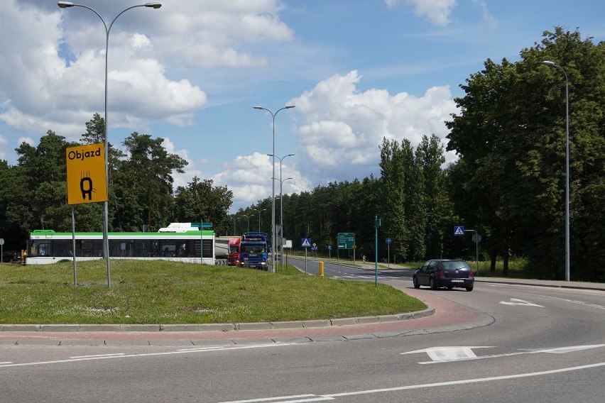 Przebudowa skrzyżowania łączącego drogę do Hryniewicz ul....