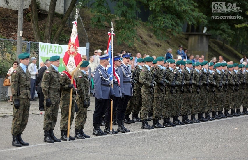 36. rocznica strajków. Mnóstwo oficjeli i brak szczecinian