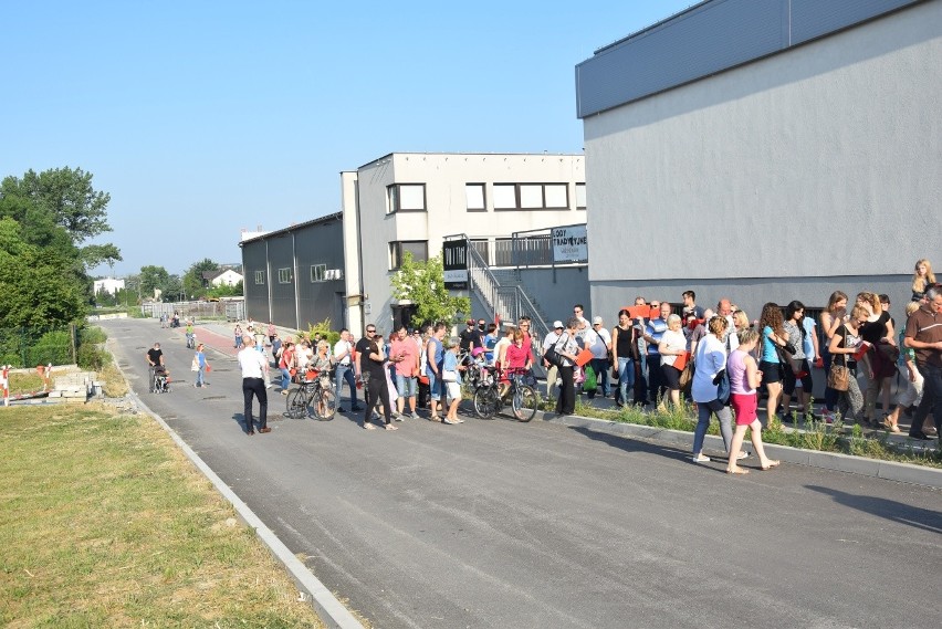 Około stu skawinian protestowało przeciw zatruwaniu...