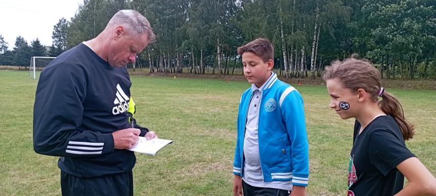 Warsztaty piłkarskie dla dzieci poprowadził Jacek Krzynówek