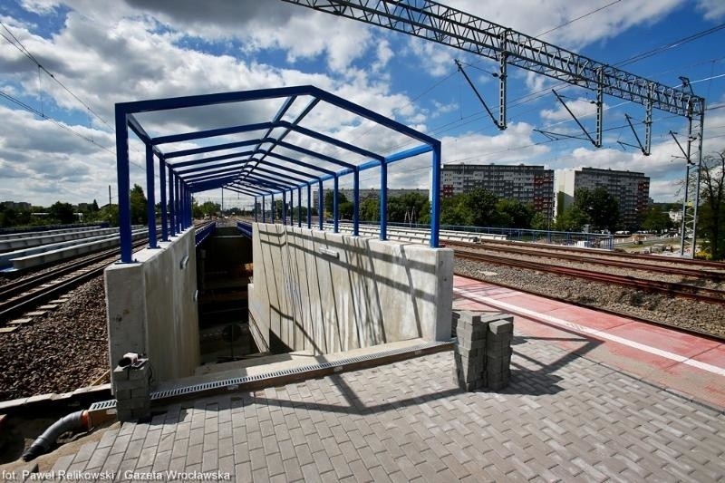 Stacja Wrocław-Popowice pięknieje. Remont dobiega końca (FILM, ZDJĘCIA)