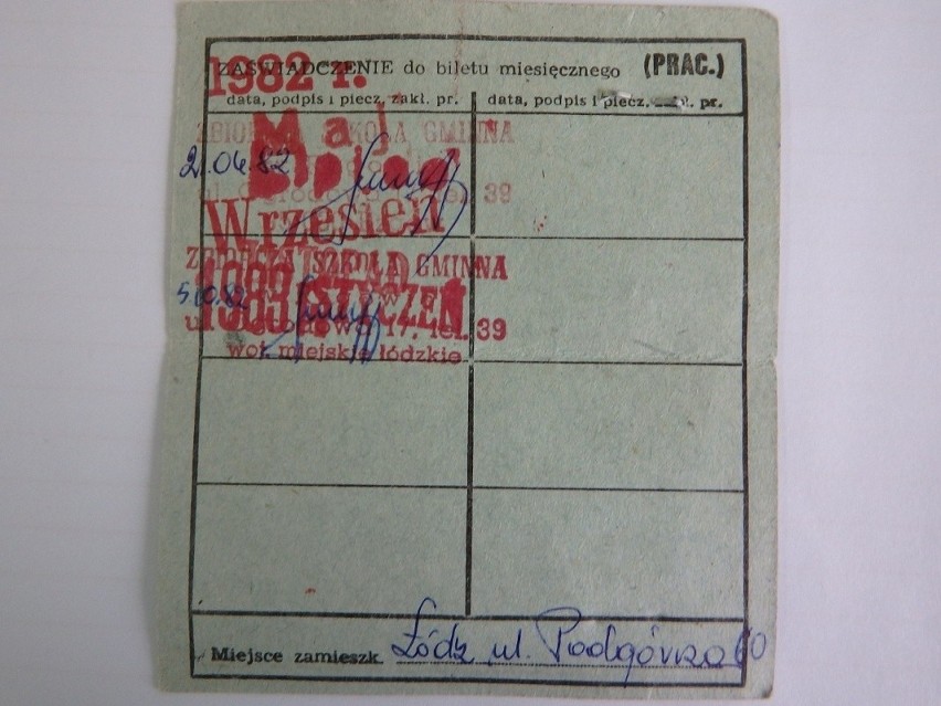Migawka z 1985 roku i archiwalne zdjęcie dołączyły do zbiorów dokumentów, fotografii, biletów