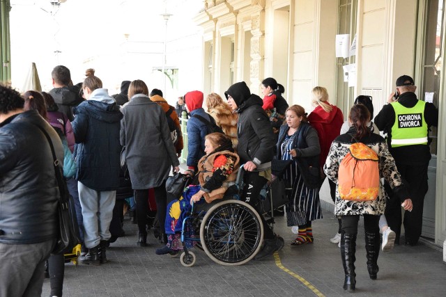 PFRON uruchomił specjalny program pomocy dla niepełnosprawnych uchodźców z Ukrainy.