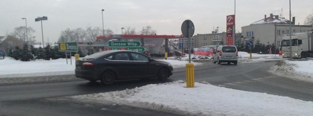 Na rondzie w Skwierzynie spokojnie, ale mieszkańcy przygotowują się do protestu.