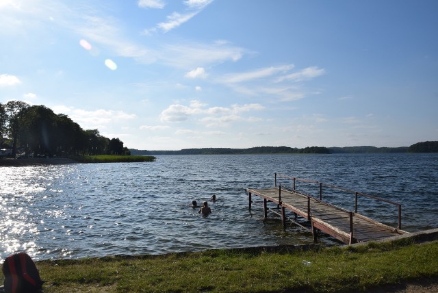 Jeszcze w tym roku nad jeziorem w Ińsku będzie molo z prawdziwego zdarzenia.