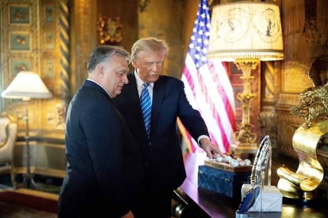 Spotkanie Donalda Trumpa z Viktorem Orbanem w rezydencji byłego prezydenta USA na  Florydzie.
