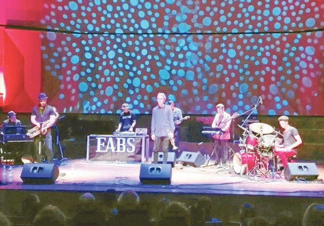 Koncertem jazzowego zespołu EABS rozpoczęła się w czwartek wieczorem koszalińska część Good Vibe Festivalu