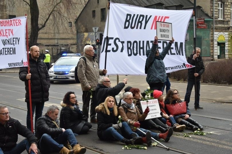 Na ul. Pomorskiej doszło do zatrzymania marszu....