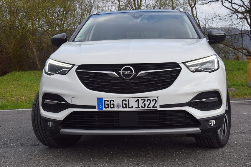 Opel Grandland X...