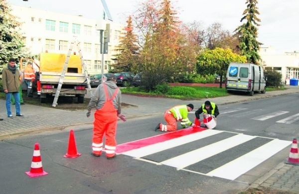 Dwukolorowe przejście jest bardzo dobrze widoczne.