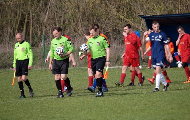 W meczu 15. kolejki B klasy (grupa 2. bydgoska) Wisła Gruczno przegrała ze Zrywem Wielki Lubień 0:1 (0:1). Zwycięskiego gola w 28. min. strzelił Dorian Nowak.