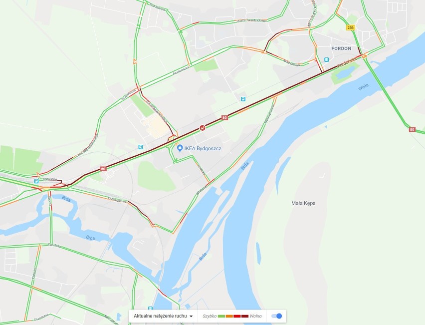 Po zderzeniu na ul. Fordońskiej zaczęły tworzyć się korki.