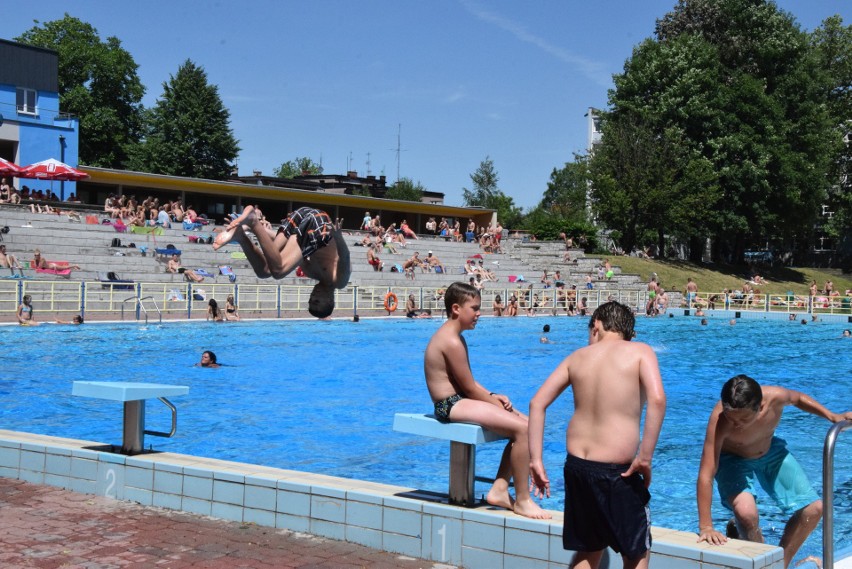 Bielsko-Biała: Kąpielisko Panorama przeżywa oblężenie [ZDJĘCIA]