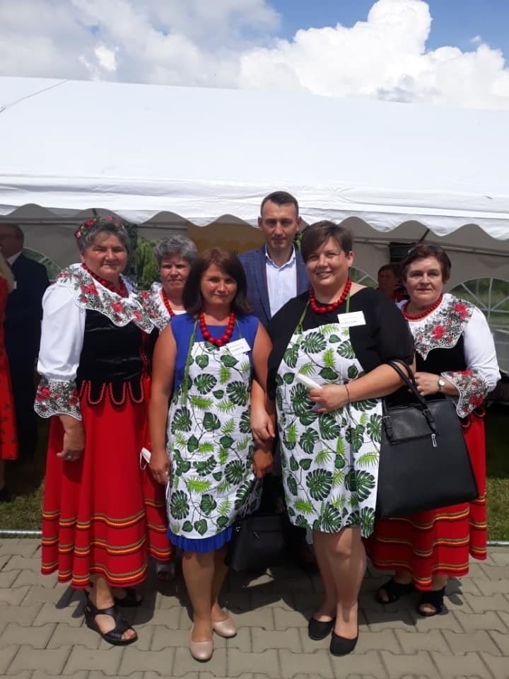 Gospodynie z powiatu białobrzeskiego uczestniczyły w mazowieckim kongresie. Spotkały się z pierwszą damą Agatą Kornhauser-Dudą