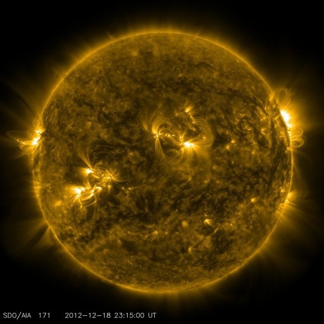 Zdjęcie Słońca wykonane przez sondę SDO &#8211; NASA.