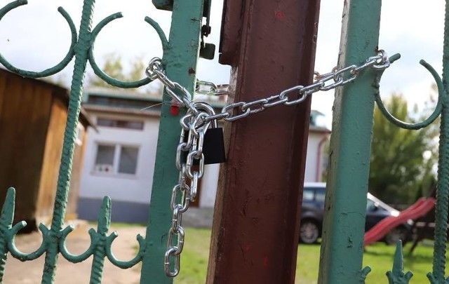 Rodzinna tragedia rozegrała się w jednym z domów w Lisowie w gminie Jedlińsk.