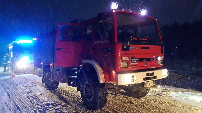 Wypadek śmiertelny. Ciężkie warunki na drogach. Mnóstwo kolizji [ZDJĘCIA]