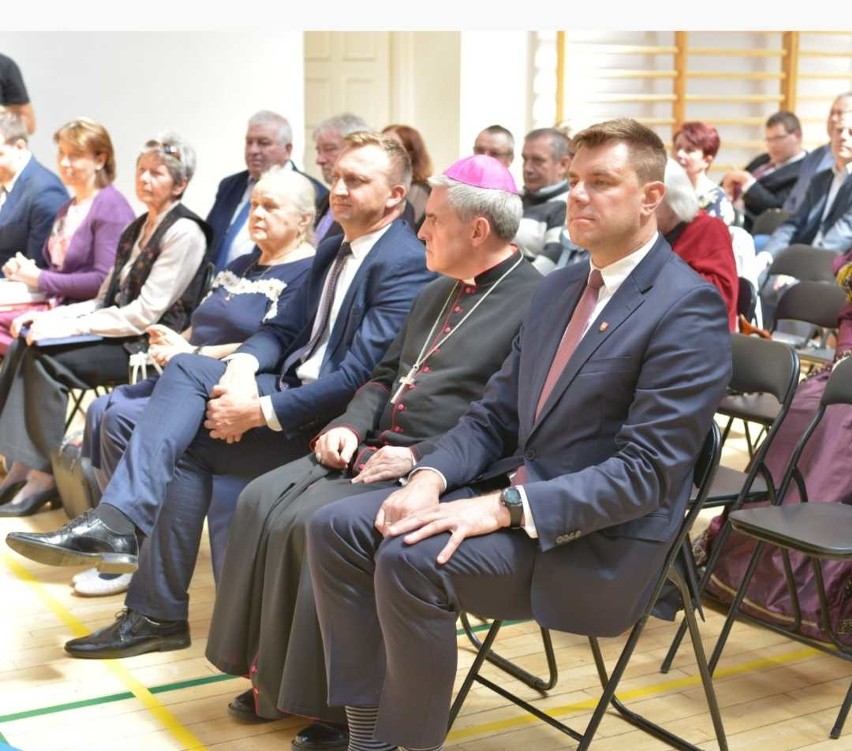 Zakończenie roku szkolnego w I Liceum Ogólnokształcącym Collegium Gostomianum w Sandomierzu 