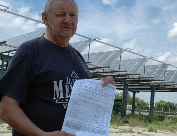 - Mimo solarów co miesiąc mamy wyższe rachunki - skarży się Tadeusz Krupa, mieszkaniec Praszki.