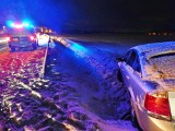 Kraksa trzech aut! Śnieżyca paraliżuje ruch na drogach powiatu słupskiego