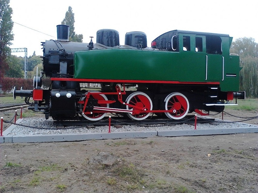 Historyczna lokomotywka z Huty uratowana [zdjęcia]